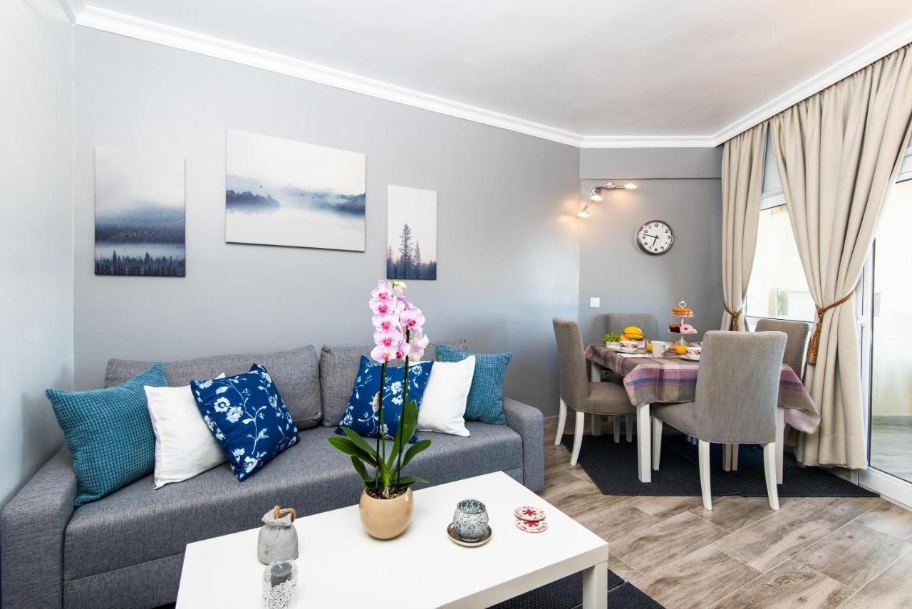 Beachfront Apartment Puerto Marina Benalmadena Luaran gambar